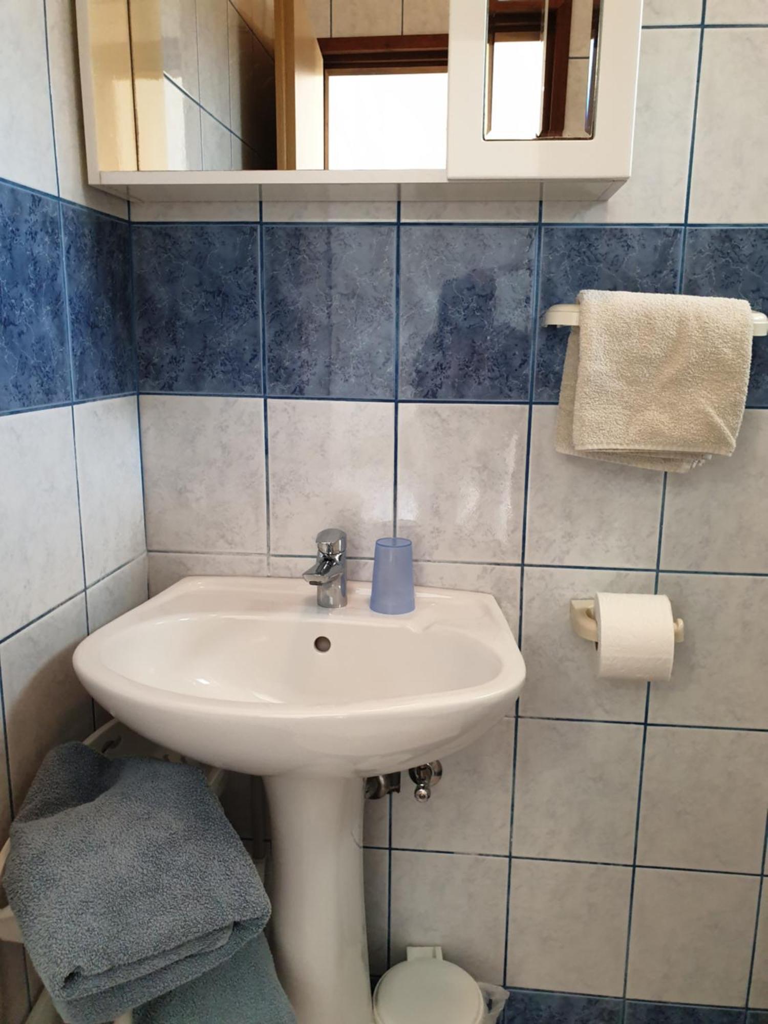 Rooms Hodanic Krk Town Chambre photo